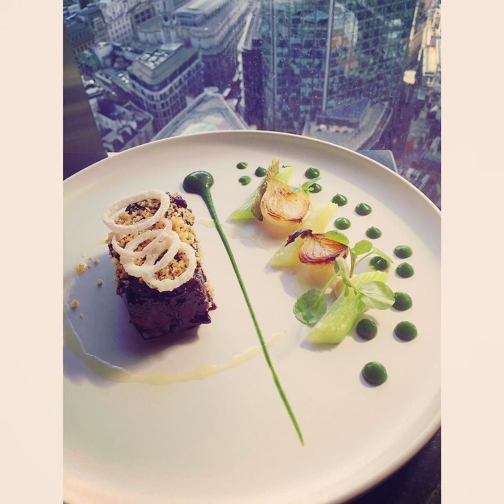 BeaconDesign's tweet photo. Braised Irish beef short rib, celery, watercress, red wine sauce #beacondesign #foodgasm #… https://t.co/EPNlIwnoqy https://t.co/D8iUermd7J