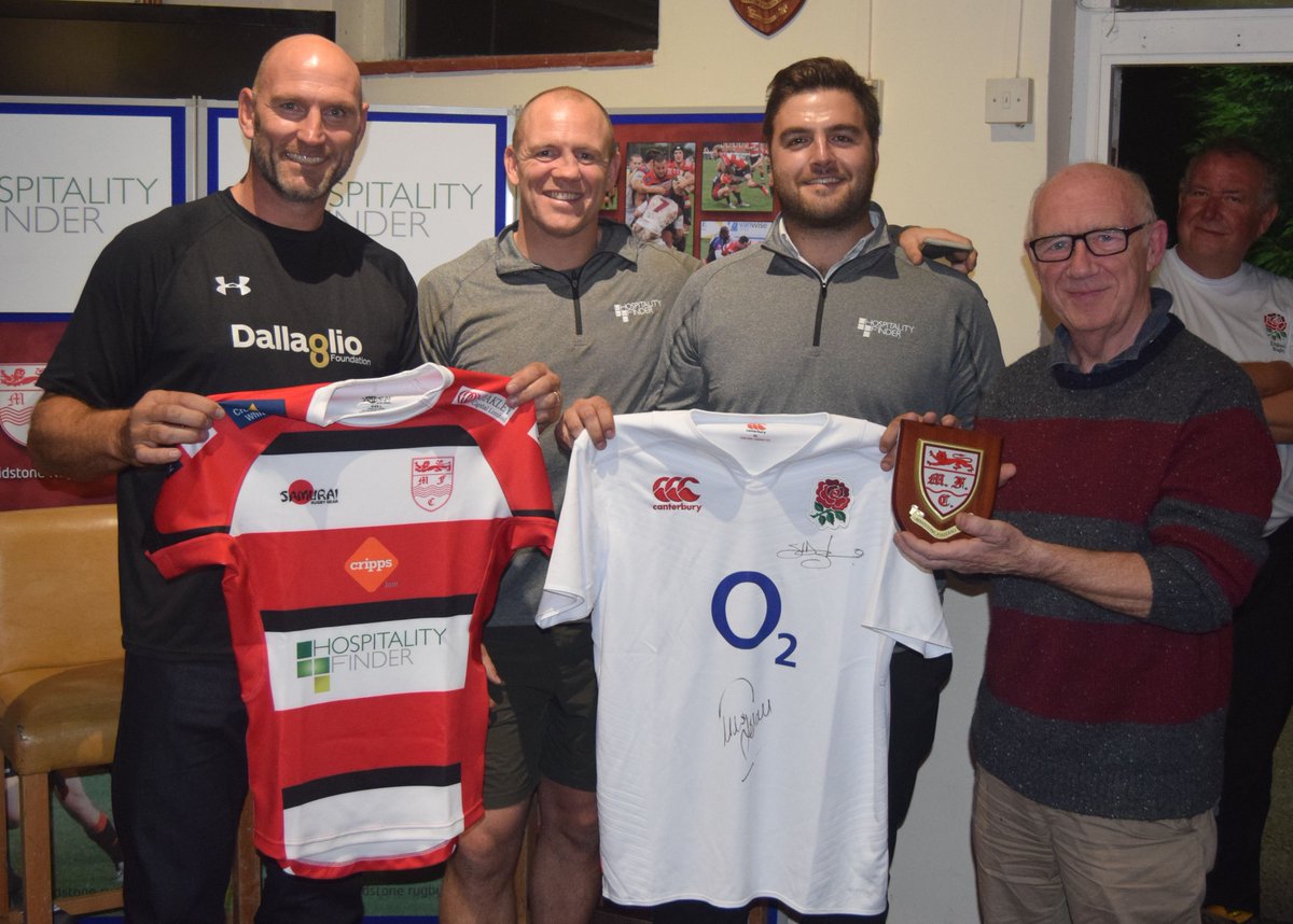 England legends <a href="/dallaglio8/">Lawrence Dallaglio</a> and <a href="/miketindall13/">Mike Tindall</a> paid a visit to <a href="/MaidstoneRugby/">Maidstone Rugby</a> this week. bit.ly/2dC3xAV