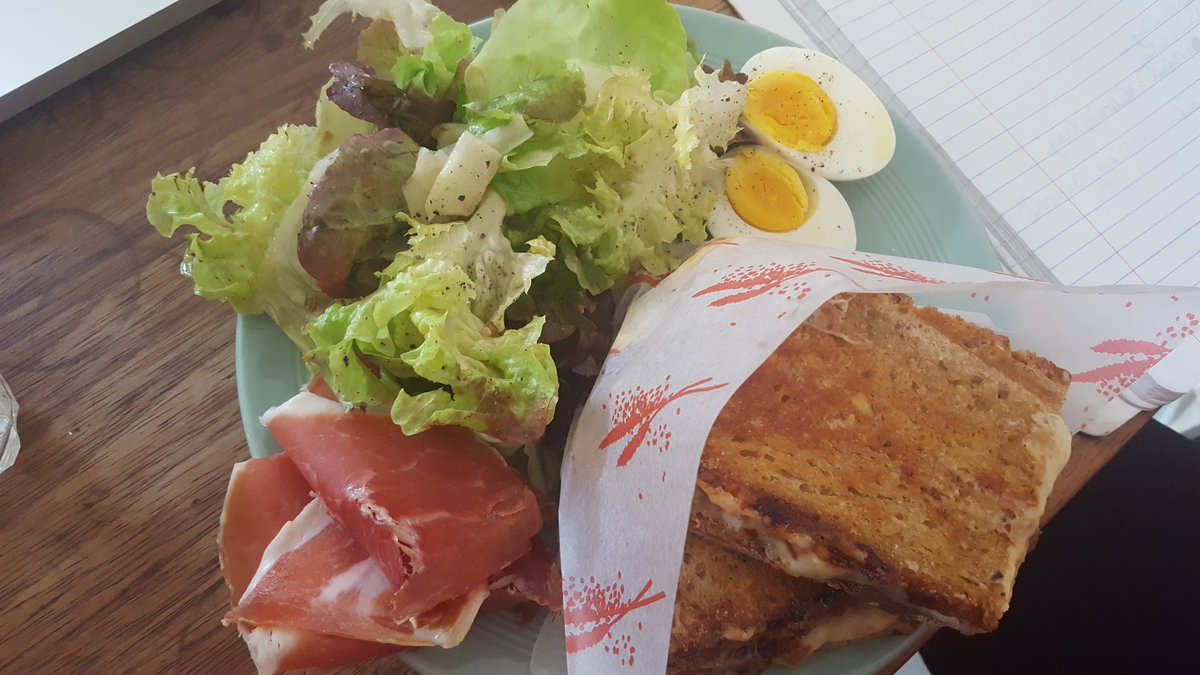 polkapants_'s tweet photo. Breakfast #7 thanks @violetcakes for nursing me back to health #ybfs #hangover https://t.co/gAh7jNS2MX