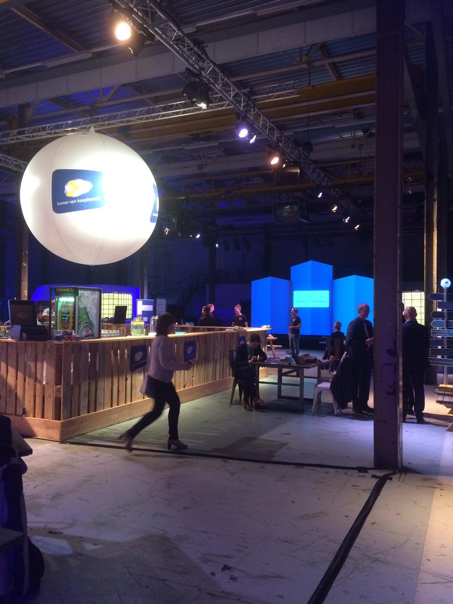Klokgebouw stroomt langzaam vol met bezoekers #innodag.