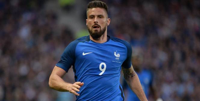 clappingmedia's tweet photo. OFFICIEL ✅

Olivier Giroud est absent de la liste de Didier Deschamps. 🇫🇷 https://t.co/TJv9isb33y