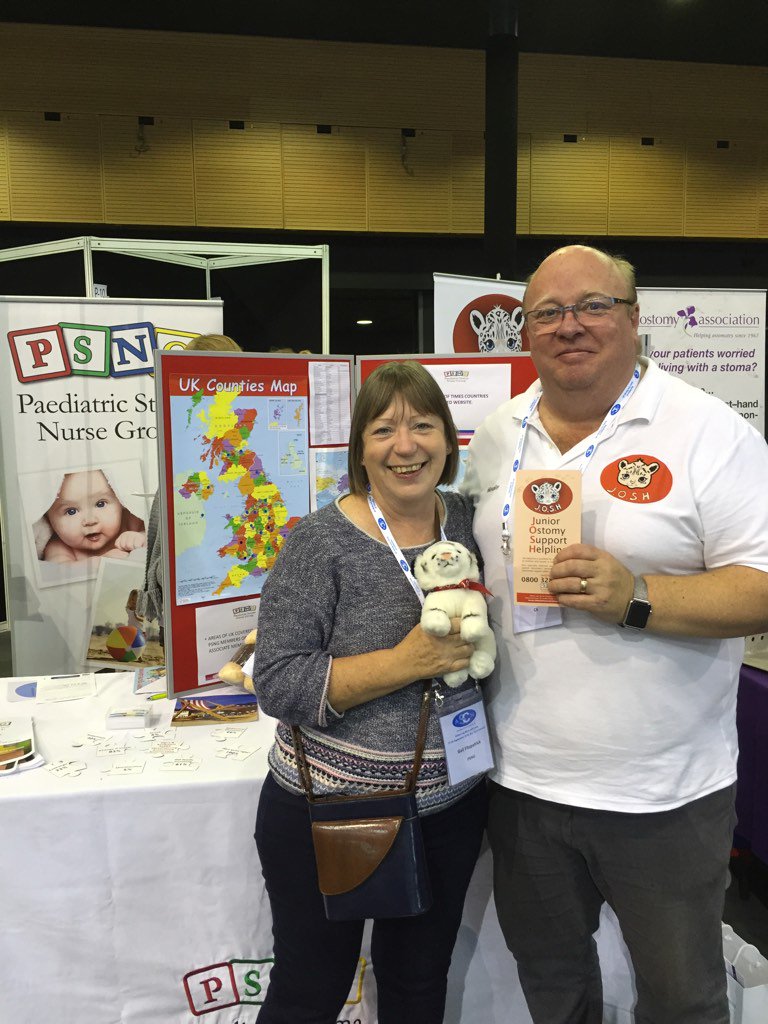 SarahSquire73's tweet photo. @JoshHelpline Neale catching up with PSNG Gail @ColostomyAssoc #ASCNUK2016 https://t.co/IpagHUp07T