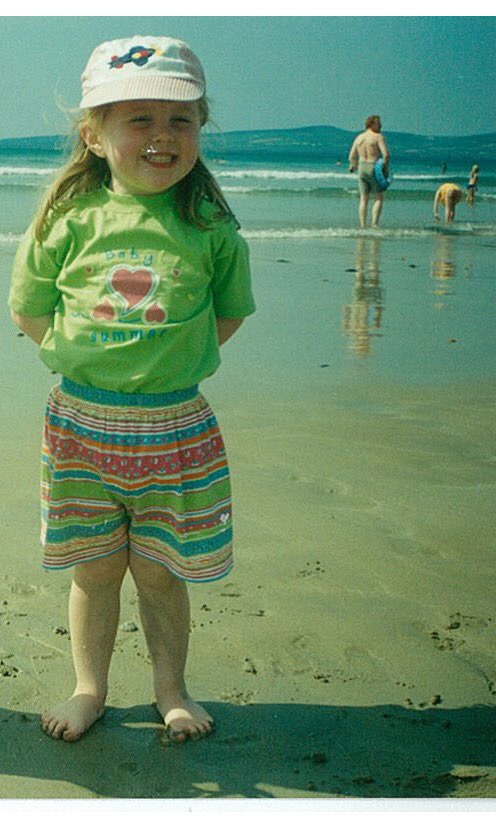 Cliona94's tweet photo. Everytime Dominos see the #change and an old picture of yourself they will donate €5 to a very magical place Barretstown's kids camp! ❤️ https://t.co/kqLjNwb566