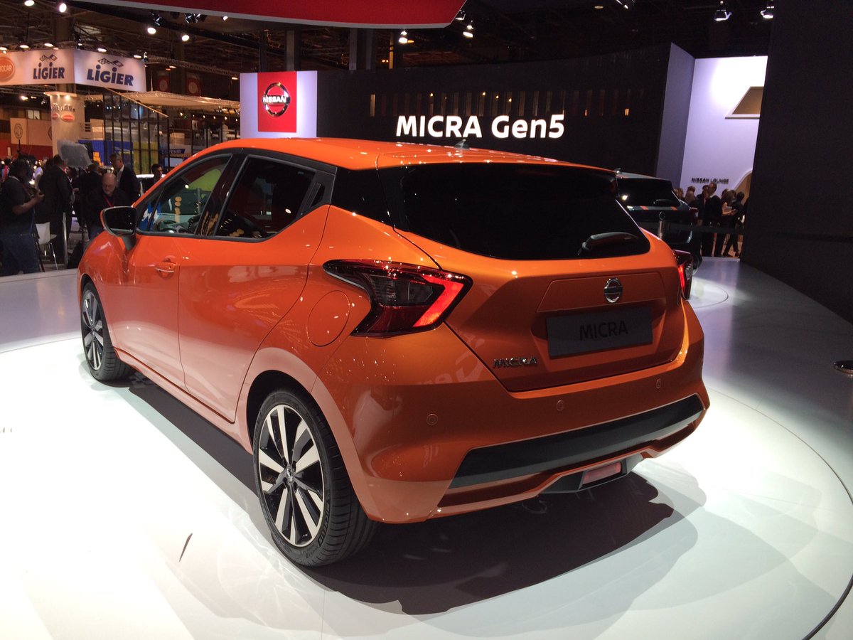 lucioliv's tweet photo. E a traseira do Nissan March ficou assim #salaodeparis #g1 https://t.co/jW27T4fooW