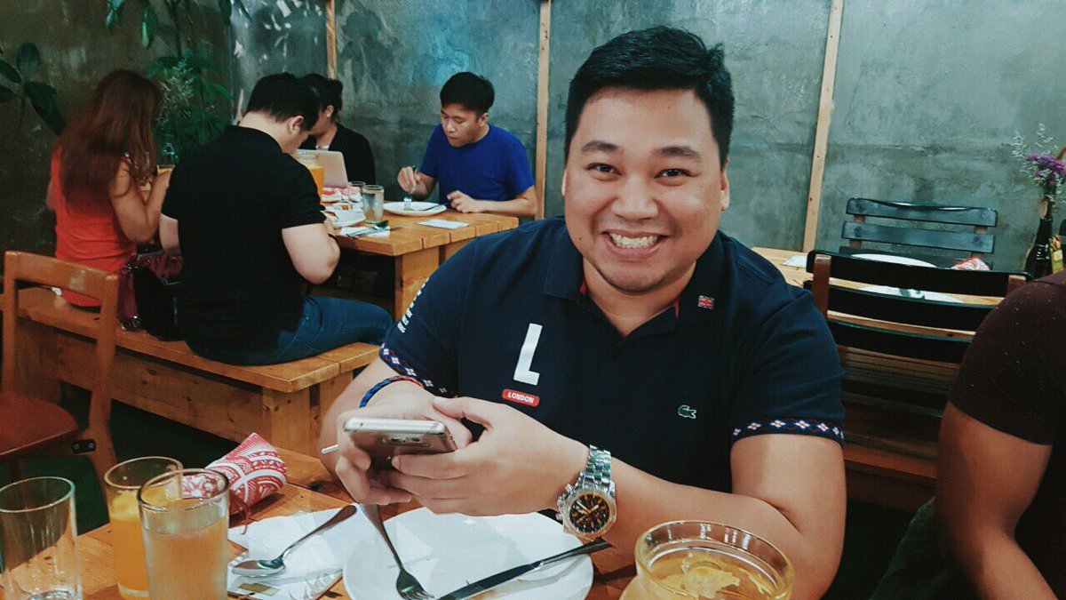 enjoyGLOBE's tweet photo. Hello, Coach @chappycallanta and @chefedward! π Enjoooooy! #SEATSxEarthKitchen #seatsogood #EarthKitchenPH https://t.co/qJtzDV8kXy