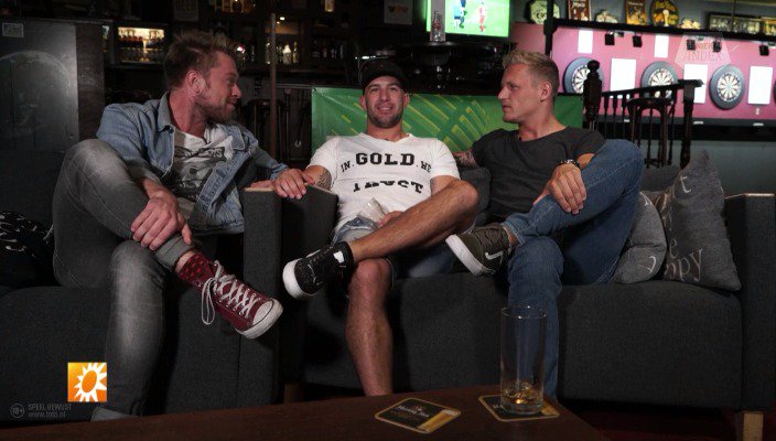 RTLBoulevard's tweet photo. .@jayjayboske over @ExpeditieRobRTL: 'Ik heb wel een rukje gedaan' #rtlboulevard https://t.co/x9eiCy5kfe https://t.co/AT4D0ZSk7H