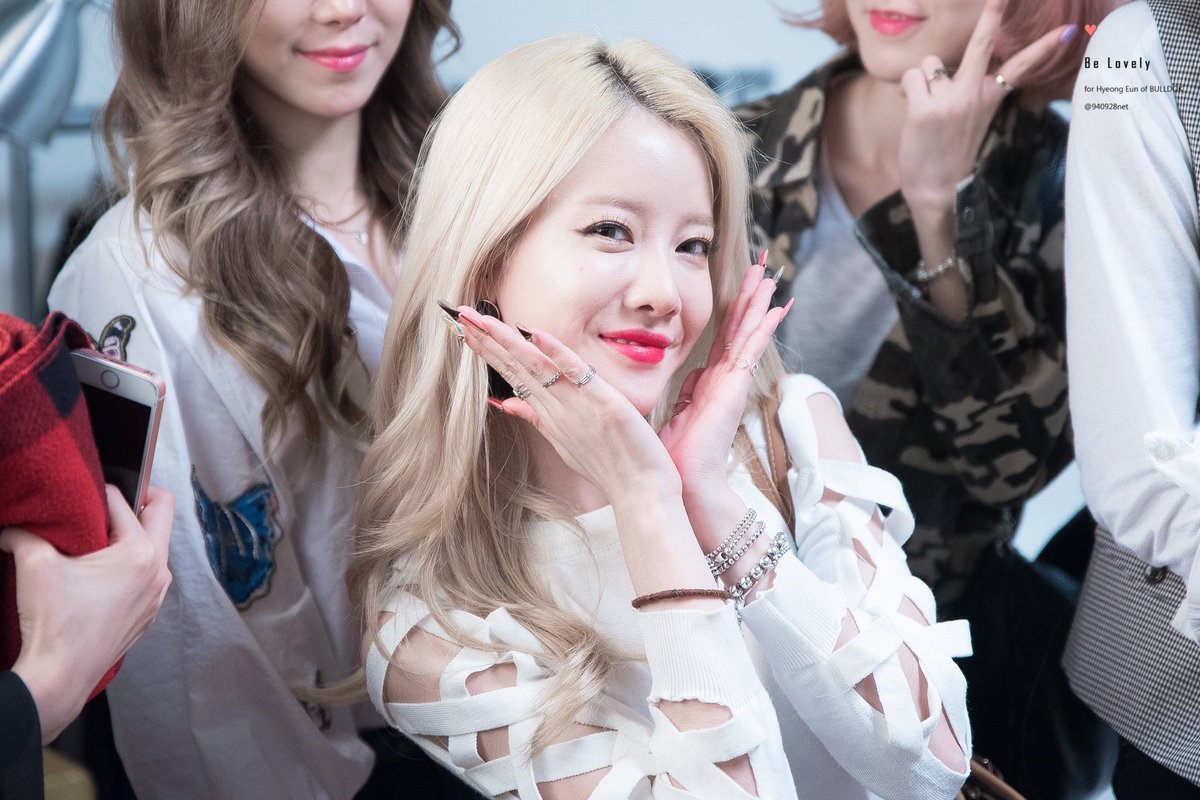940928net's tweet photo. 160917 황이모TV #불독 #형은 직찍
#김형은 #BULLDOK #케이코닉 #hyeongeun #kimhyeongeun #프로듀스101 #produce101 

https://t.co/TuIh5OutEW
https://t.co/grygCZzCAm https://t.co/ItcA65IA7B