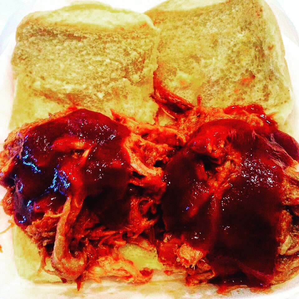 TheCommuniKey's tweet photo. Still free orders of @BinghamtonHots pulled pork sliders left for CommuniKey members. Head down before they run out! https://t.co/Ny6gjzGwPJ
