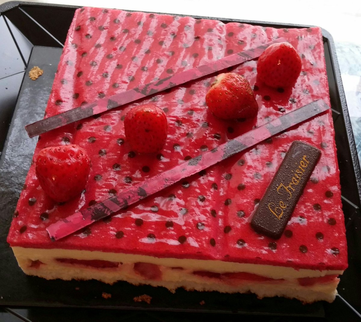 Tonight's dessert hope it taste as good as it looks

#France #travel