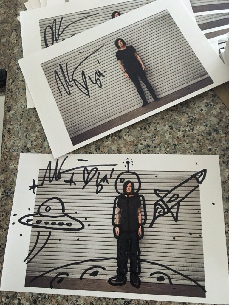 Kellin Quinn (@KeIIinQuxnn) / Posts / X, image size:768x1024