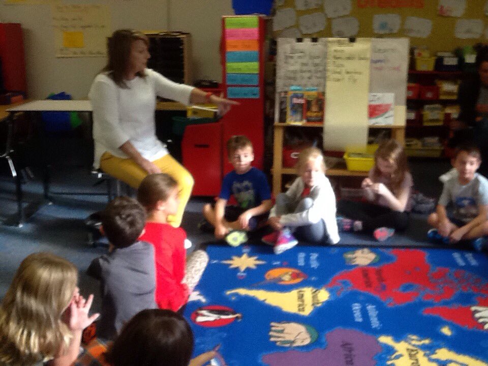 cantorclassroom's tweet image. Mrs.Czerr is discussing what environment a bat needs to survive.