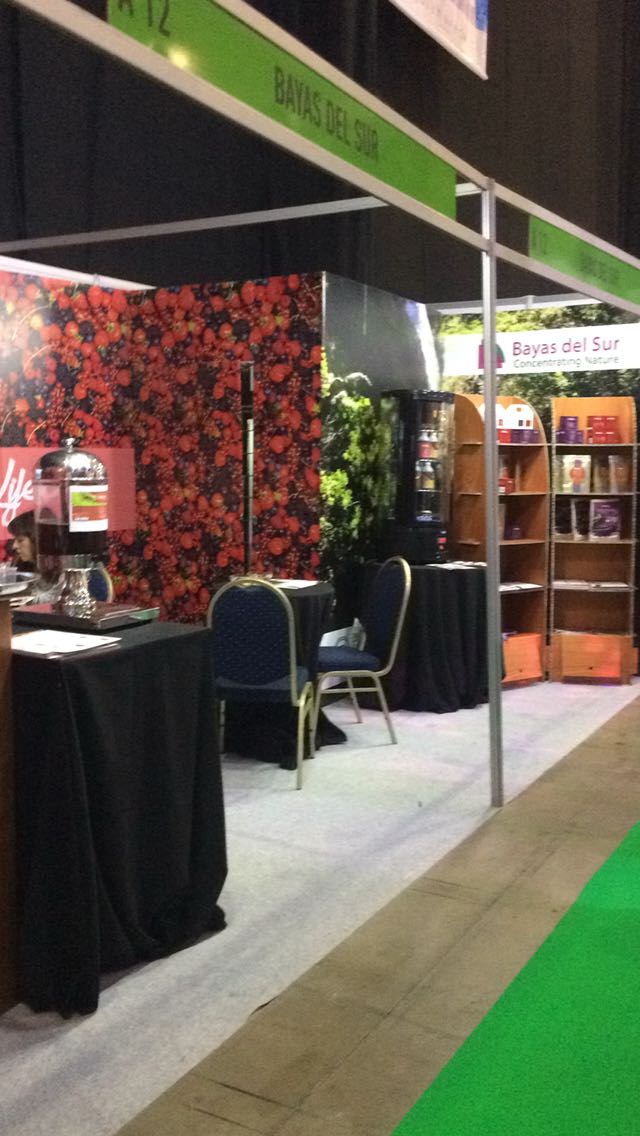 SouthLifeChile's tweet photo. Visitan nuestro Stand A12 en @eFoodService Espacio Riesco, es el último día y queremos que conozcas nuestros productos @SouthLifeChile https://t.co/8idd0uVkWR