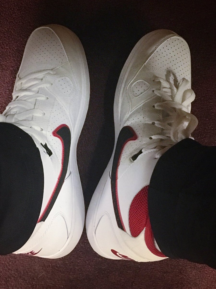 Coach_Mims2's tweet photo. #TBT...Shoe Edition!!! #GiveMe2Pair #iNeed2Pair #StompinInMyAirForce1s https://t.co/8eaOkmHlnX