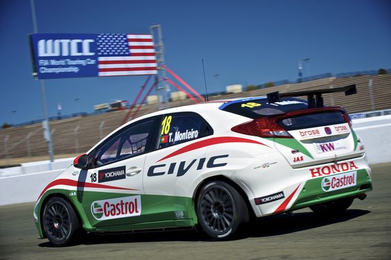 CastrolRussia's tweet photo. #Castrol Sonoma, USA - Tiago Monteiro за рулем Honda Civic. https://t.co/I0GjhiNfCm