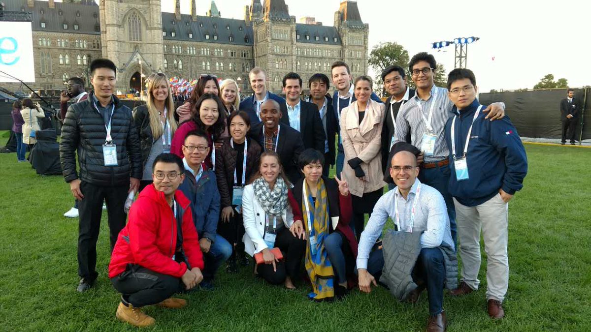coronara's tweet photo. #oyw2016 #iamlenovo #oyw  Lenovo delegates https://t.co/6hPokqa0Pq