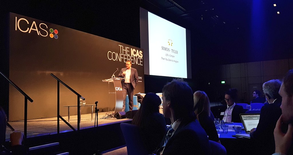 IndyHothi's tweet image. .@simplysimont at #ICASConference presenting on making life simpler #thesimpleway #simplicity