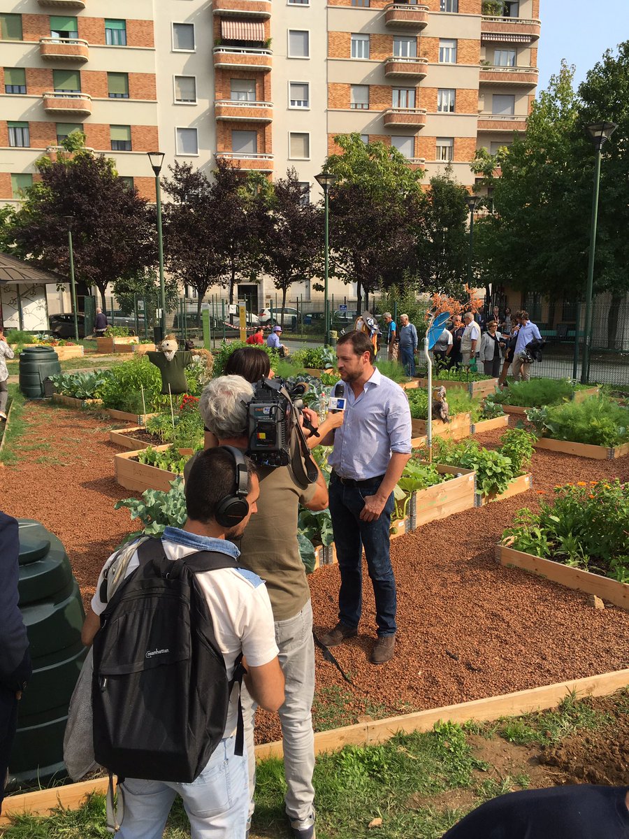 PlanetSmartCity's tweet photo. il presidente giovanni savio presenta #planetsmartsquare al tgr! https://t.co/BP98ZSdv1N
