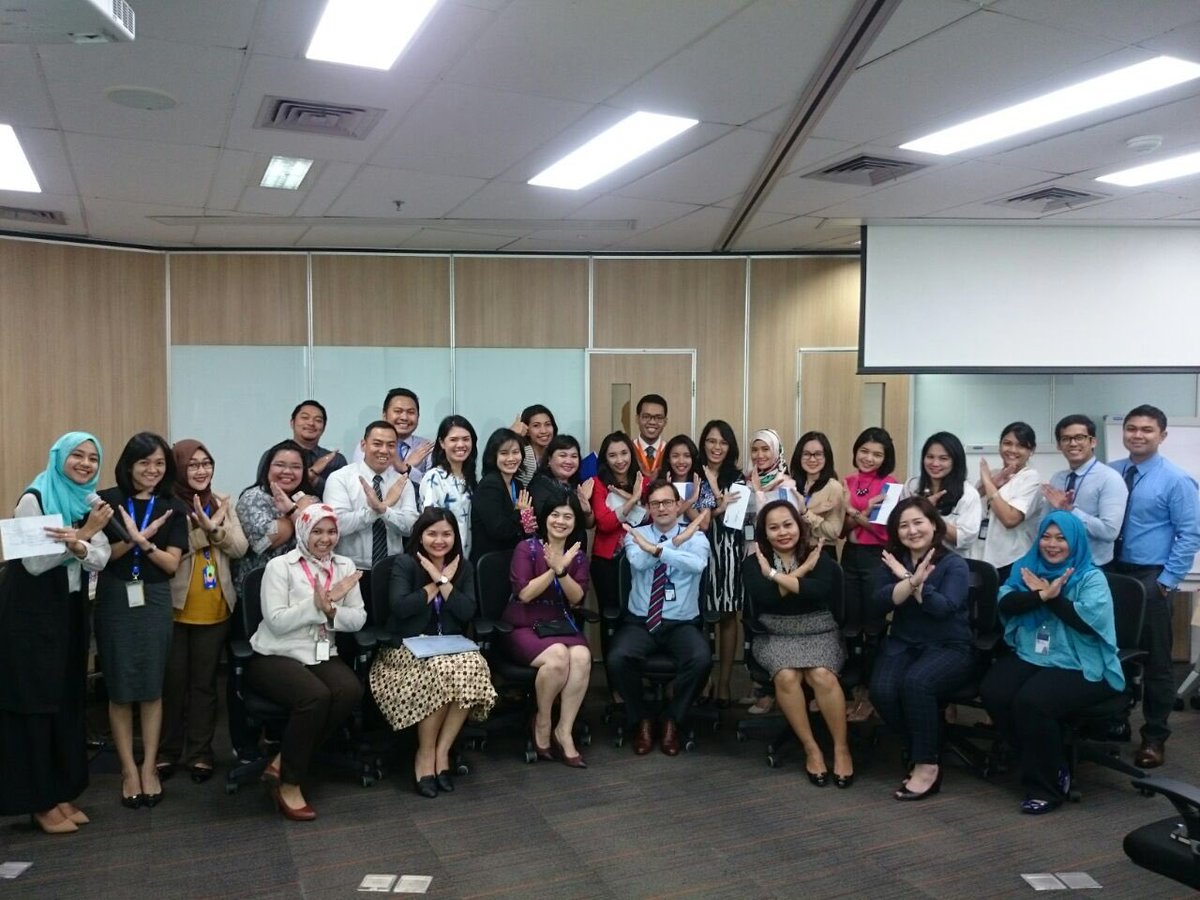 jphvds's tweet photo. Sales recruitment team to open a new dynamic under sales flag! Proud of what you have done; be curious and more demanding @tisyediah https://t.co/gALaoMHjkO