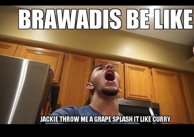 LuNarGio's tweet photo. Lol this video was a while back but this is kinda funny🐸😂 https://t.co/qm8D1ZNYTz