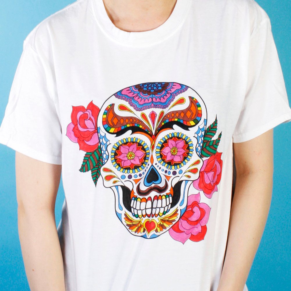 mindfuntees's tweet photo. A #design packed full of winged hearts, spider webs &amp; gems, our Craneo y Rosa is a perfect way to unwind &amp; focus your mind. https://t.co/GSRD1FcGnu