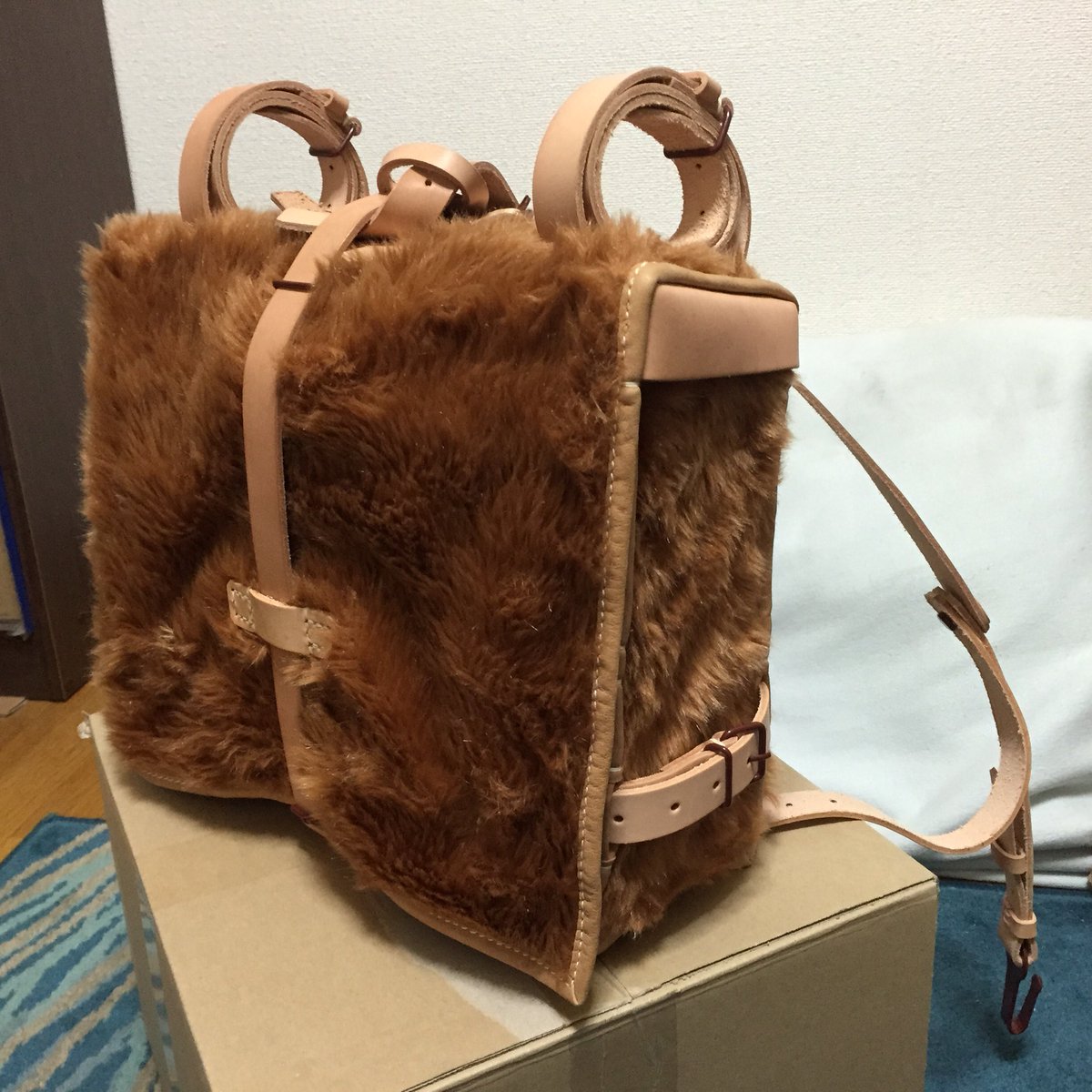 ゴールデンカムイの第七師団兵士が多分)使ってる毛皮背嚢は幸運なこと