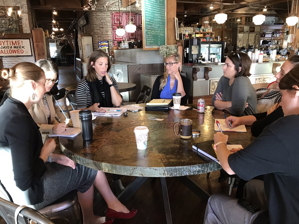 rachelbruns's tweet photo. Enjoyed brainstorming about coalition development @ynpnDesMoines morning discussion group! #seizedesmoines https://t.co/h64d7MIEIw