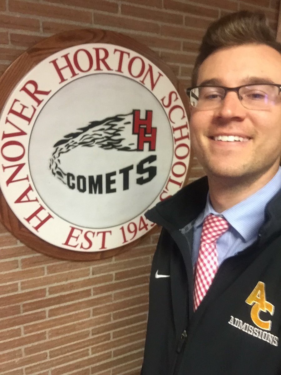 JVGTours's tweet photo. Just met some studs at Hanover Horton. #futurebulldog #16MinsToParma https://t.co/EvJoahUiHn