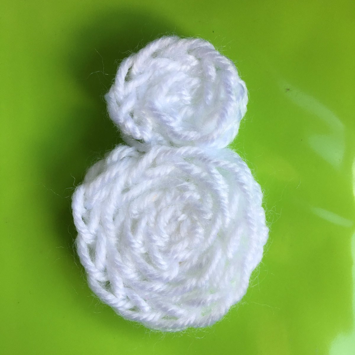 ArtySmartyCWAC's tweet photo. Is that a snowman I can see in the making?? #spoolknitting #knitting #winter #Christmas #handmade #love ⛄️ https://t.co/H4gqHjNouP