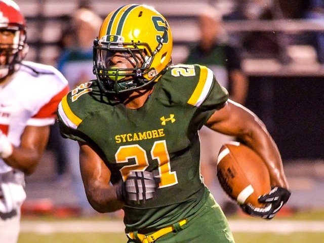 WCPO's tweet photo. #HighSchoolInsider Podcast with @MikeDyer: Looking ahead to the second half of #HighSchoolFootball https://t.co/FC4QjKgGnh https://t.co/4YynSBCkma