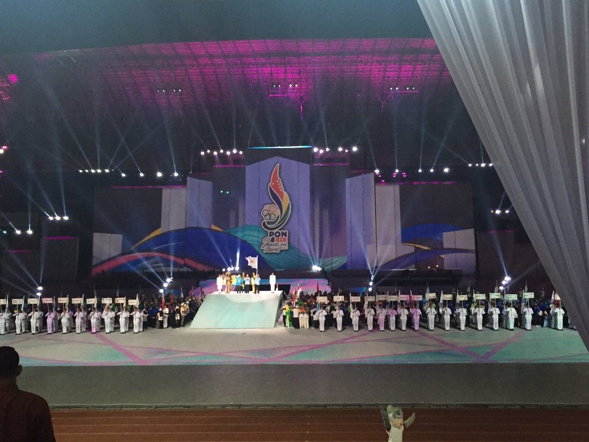 yuddychrisnandi's tweet image. Alhamdulillah, baru sj PON keXIX ditutup Wapres di Bdg, meriah&amp;amp;lancar. Wilujeung, ngiring Bingah kontingen Jabar Jawara na. Smp jumpa Papua.