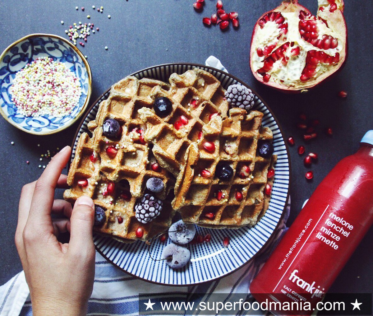 superfoodmania's tweet photo. #vegan #veganism #veganwaffles #waffles #healthy #healthyeating #cleaneating #fitspo #fitfoo https://t.co/jtBejYTQXy https://t.co/lpi12REzPD
