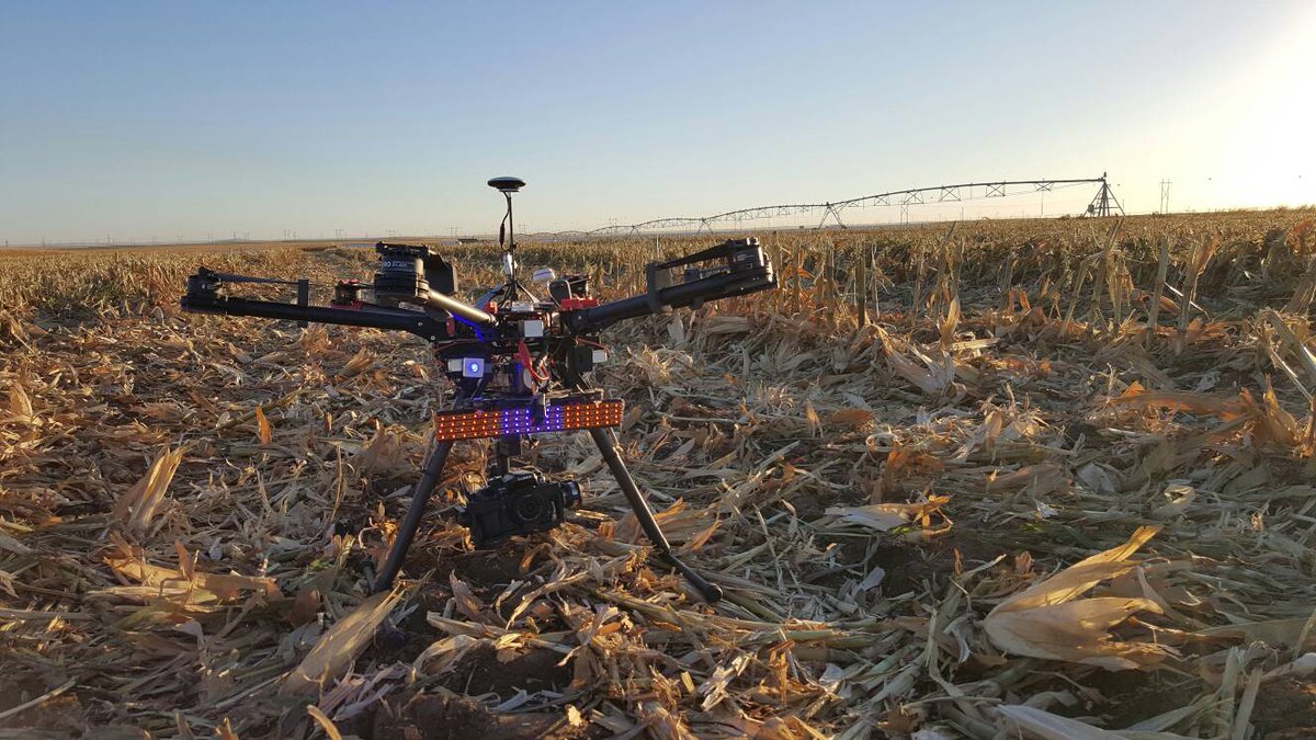 DTXcreative's tweet image. We're in the middle of Oregon documenting the harvest for Three Mile Canyon farms... Wonderful drone shots