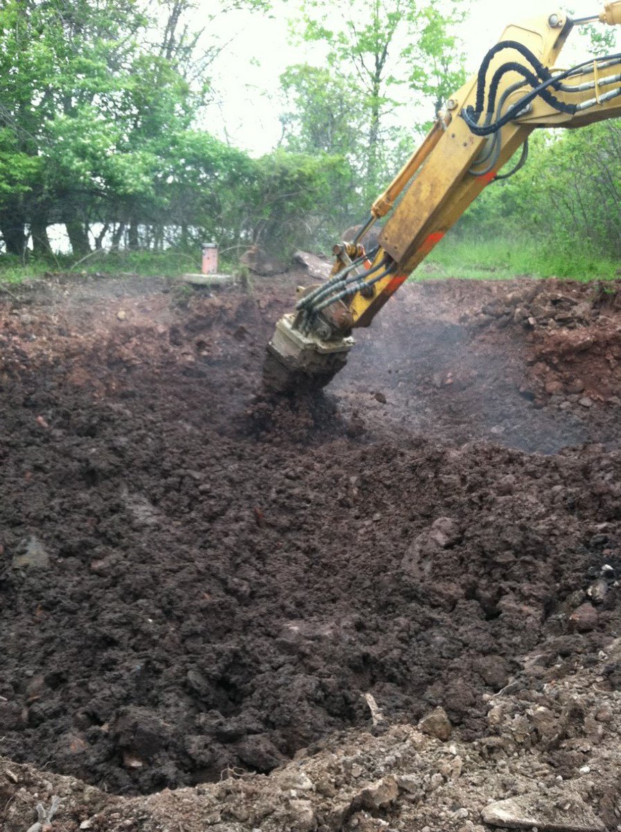 CLSolutionsLLC's tweet image. Soil blending to improve bioaugmentation eliminates excavation, transportation and disposal costs.cl-solutions.com/soil-mixing-im…