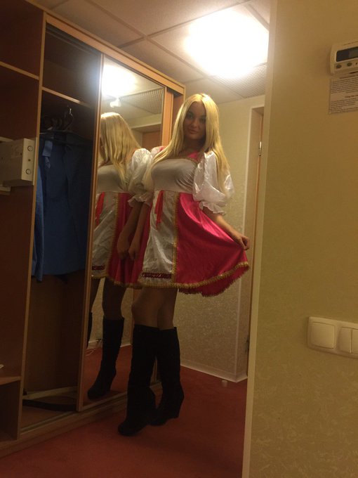 Russian girl https://t.co/j62c9kPO9P