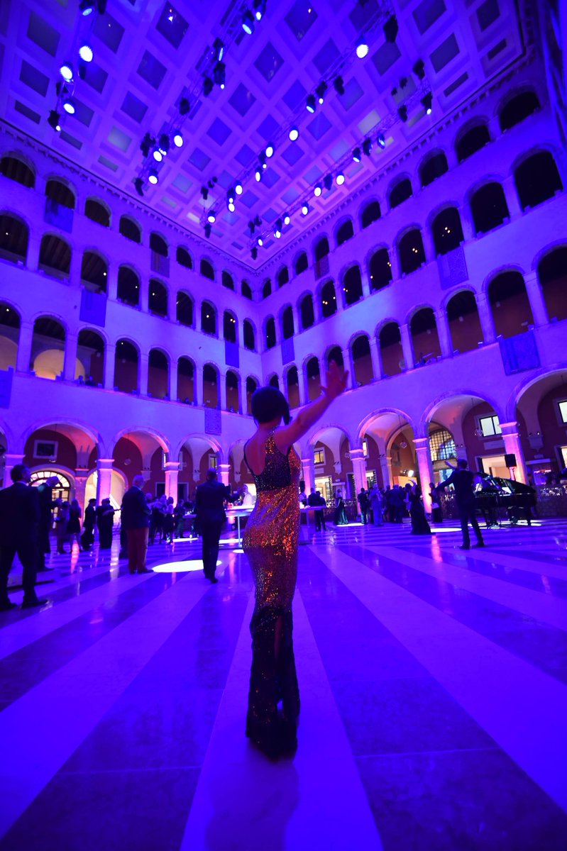 Rebirth of a Venitian icon: #TFondaco dei Tedeschi by #DFS is inaugurated tonight! First store in Europe for DFS.  #DutyFree #Venice