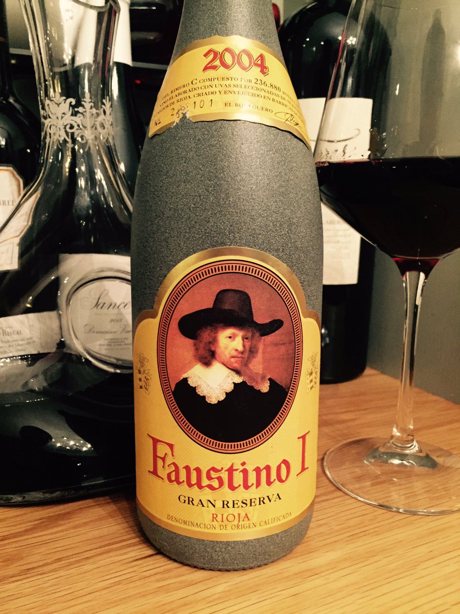 If u think this is a commercial wine u'd be wrong. 90pts from Parker &amp; Gold🎖from Concurso Inter' shows why still wine still impresses today