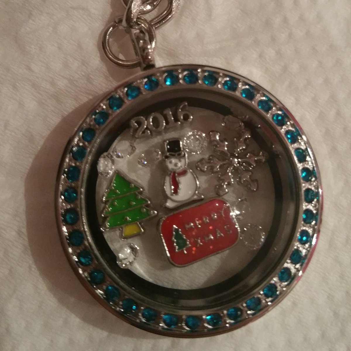 Floating_Charms's tweet image. More ideas