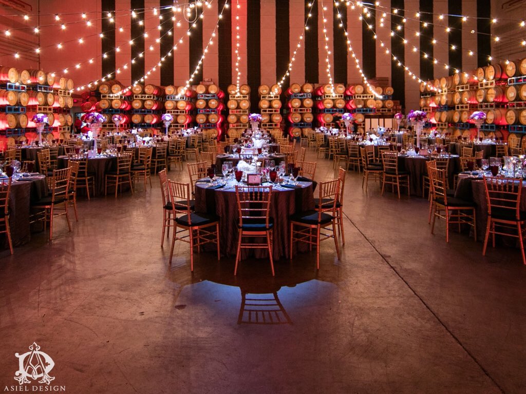 asieldesign's tweet photo. #prohibition meets #gatsby at #AVG party at #rockwallwines. #duncanreyes #clanegessel #gatsbyent #asieldesign #blog https://t.co/1Jy7Yxq9nk https://t.co/zp1yRpZYWB