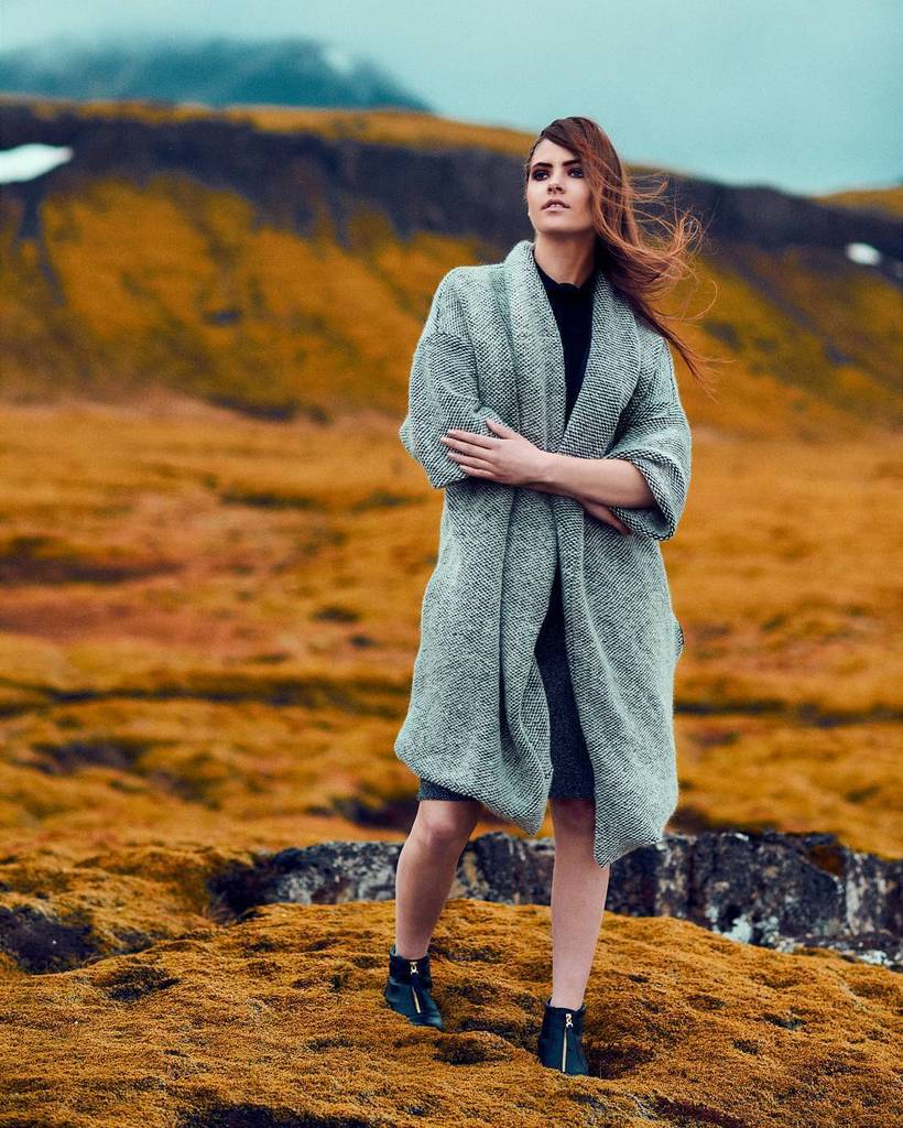 I'm super excited to start sharing some of my editorial work I shot this summer. 
hair: @katrinhairstylist
makeup: …