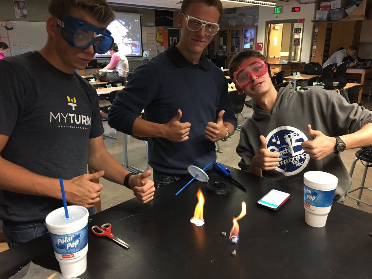 MrJOlsen's tweet photo. Testing fuel sources for hot air balloons. #PNphysics3 https://t.co/7ZmeG8FKOA