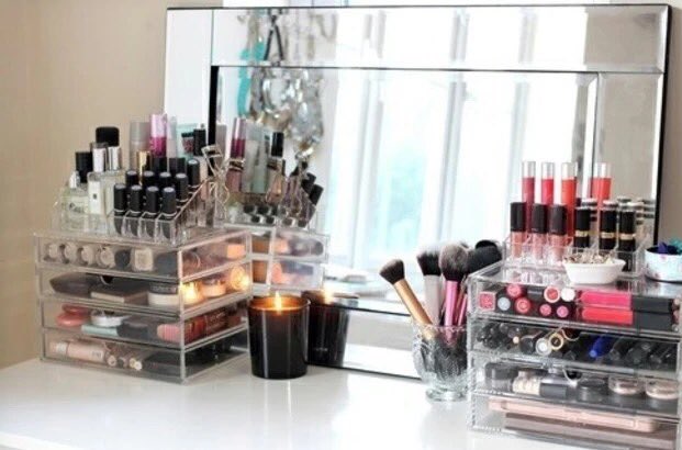 Yokoちゃんだよ 無印良品アクリルケースの化粧品収納してみたくて買ってきた 収納するの楽しみっ 化粧品 収納ケース 収納 無印良品 無印良品アクリルケース