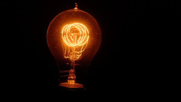¿Las incandescentes volverán? #Iluminación restablecida. Como el #MIT trata de mejorar su eficiencia bit.ly/2ddPDVN