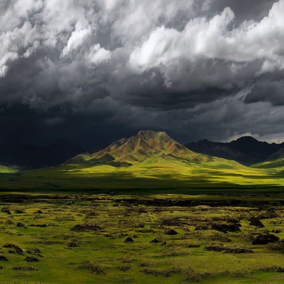 vanjaivanja's tweet photo. Valle del Orjón #Mongolia https://t.co/d1hISpVkB5