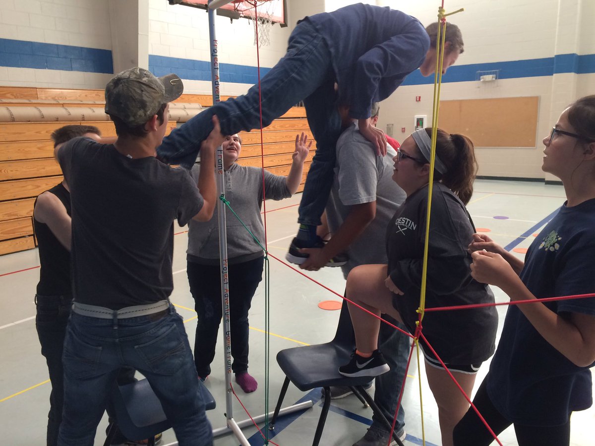 debadventurepe's tweet photo. Teamwork perfection today during final event Project Adventure Spider Web #RNTHS #ProjectAdventure https://t.co/mrf8UIbGQp