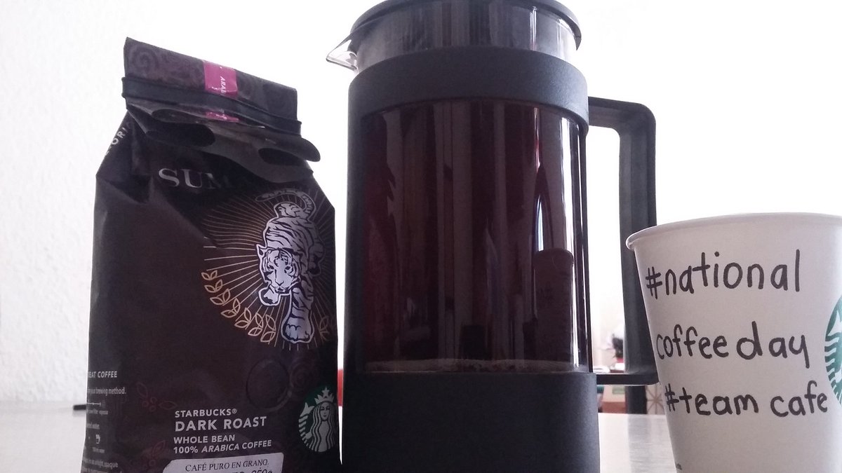 maharbita9999's tweet photo. Media mañana como no #NationalCoffeeDay #Partners #teamcafe @StarbucksMex https://t.co/tnjjegiEnX