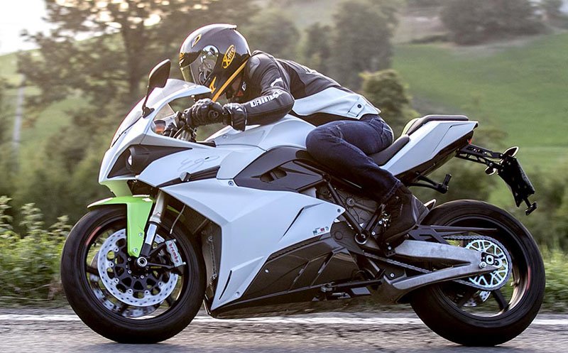 eCycleGarage's tweet image. Energica wants to help you stay charged on your favorite twisties. tiny.cc/x97bfy #energica #fastcharge #chargingstation