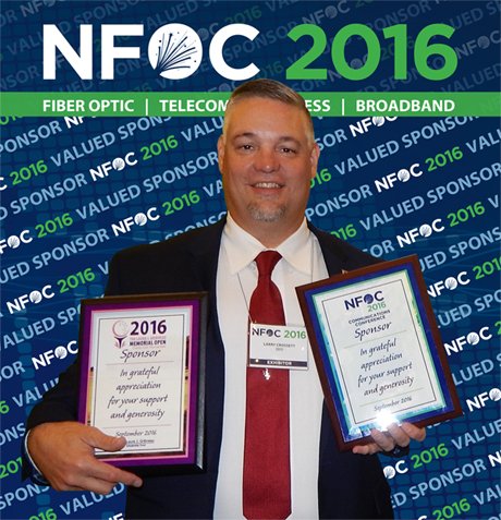 TheNFOC's tweet photo. @EXFO was recognized as a valued sponsor of #NFOC2016. Larry Crossett of EXFO accepted the plaques. https://t.co/1cEqa5Ioo6