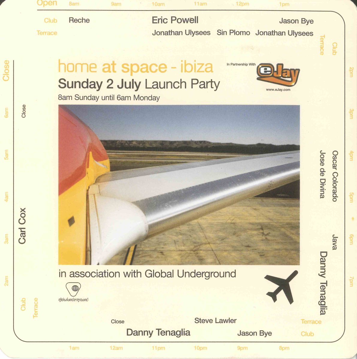 SundaysatSpace tweet media