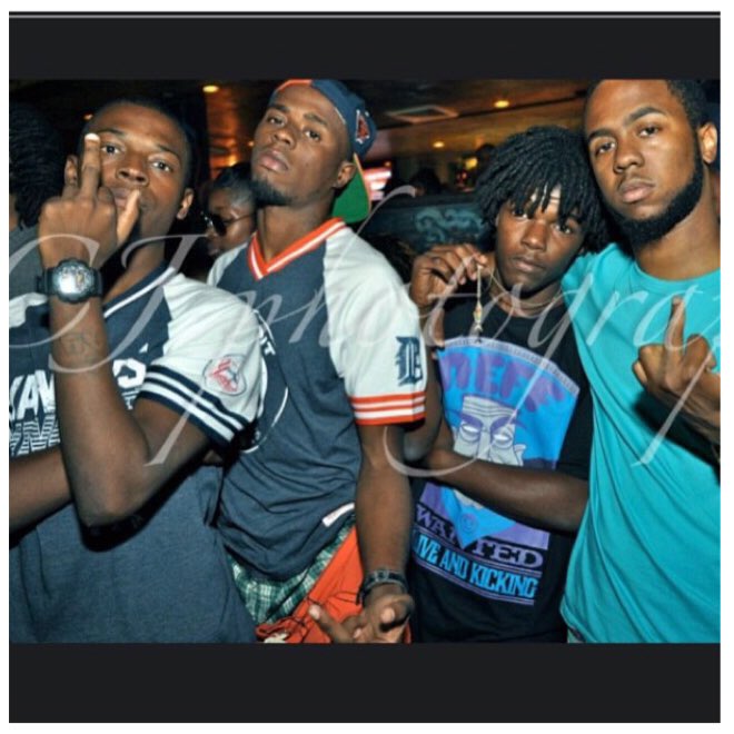 CBcoppo_T5's tweet photo. #Tbt.. #FreeCapoRay X @Freako_j3 X @tob_g4 https://t.co/ROTqOwlIUb
