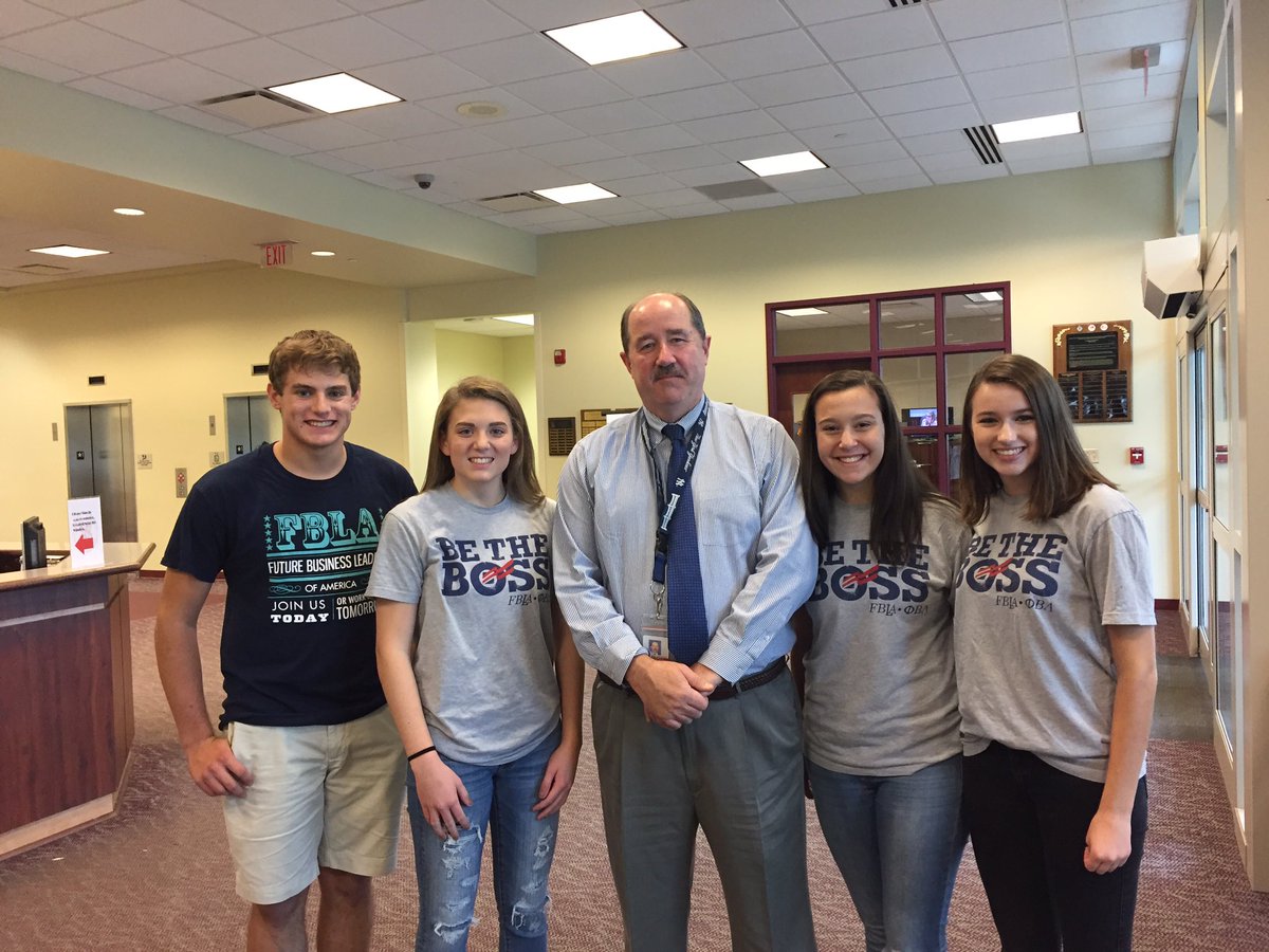 HeritageHSFBLA's tweet photo. Wayde has given us his blessing. #longlivewayde #waydeapproved #waydelovesfbla https://t.co/IDg0D2xTnt